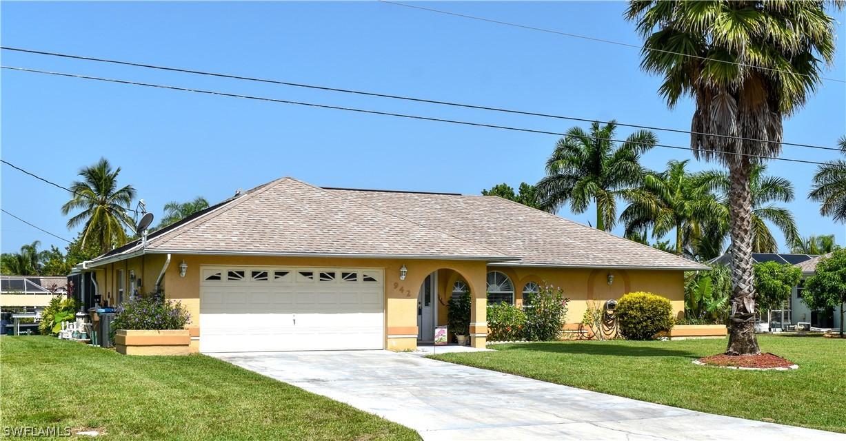 942 SE 23rd Pl., Cape Coral, FL 33990