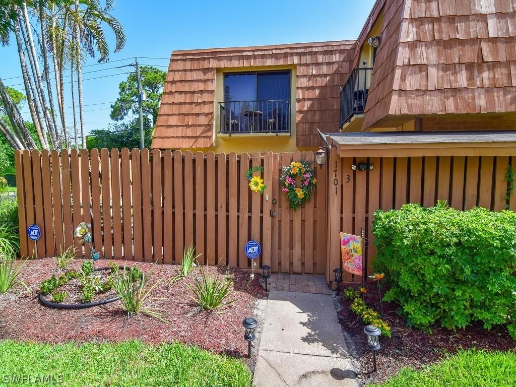 1707 Park Meadows Dr. #3, Fort Myers, FL 33907