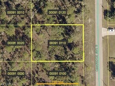 844 Oakridge Ave., Lehigh Acres, FL 33974