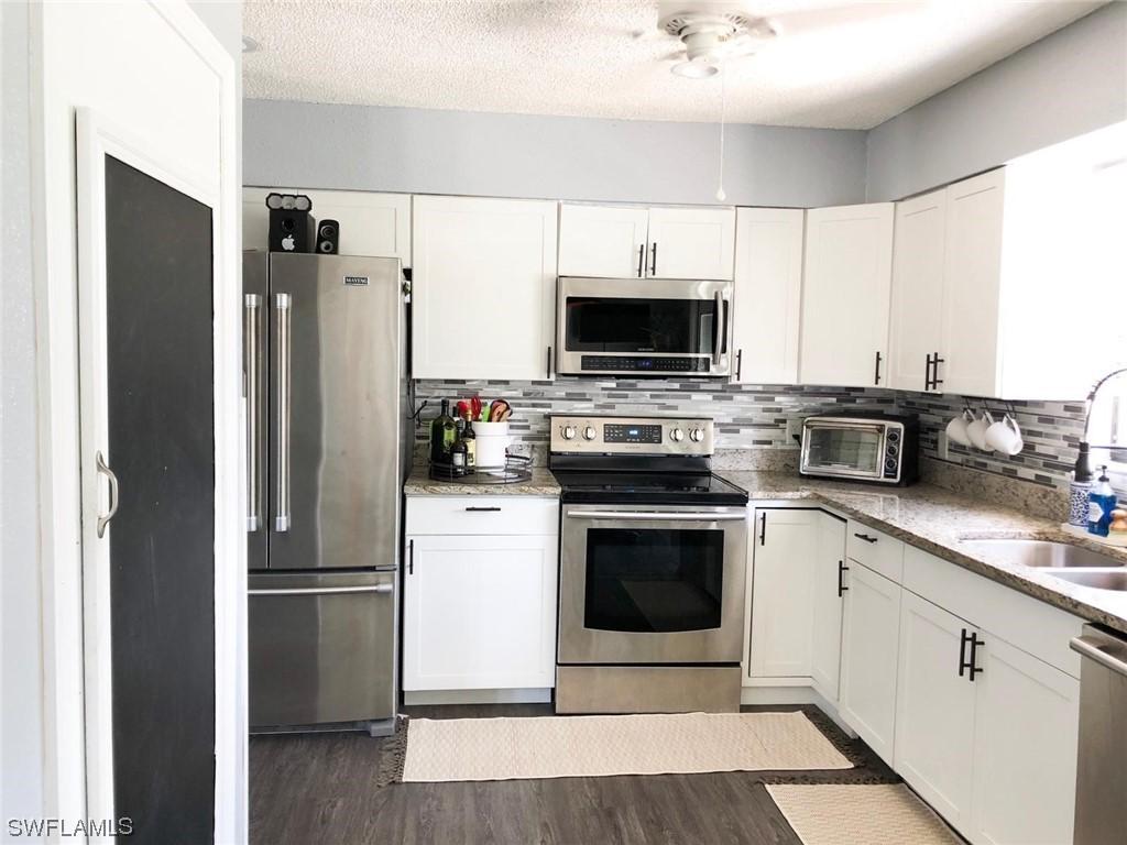 18533 Phlox Dr., Fort Myers, FL 33967