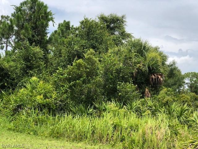 611 Highland Ave., Lehigh Acres, FL 33972