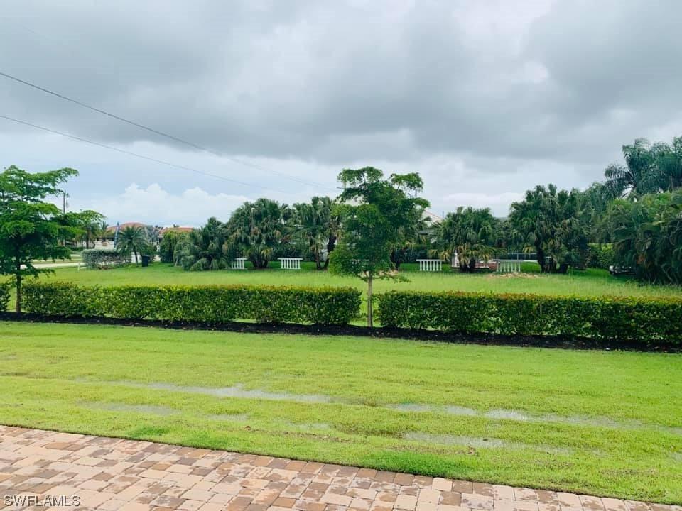 2813 Cape Coral Pkwy., Cape Coral, FL 33914