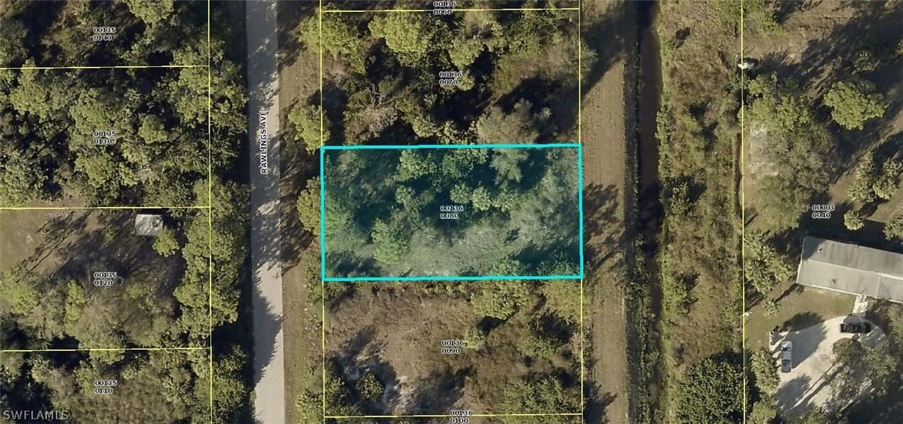 347 Rawlings Ave., Lehigh Acres, FL 33974