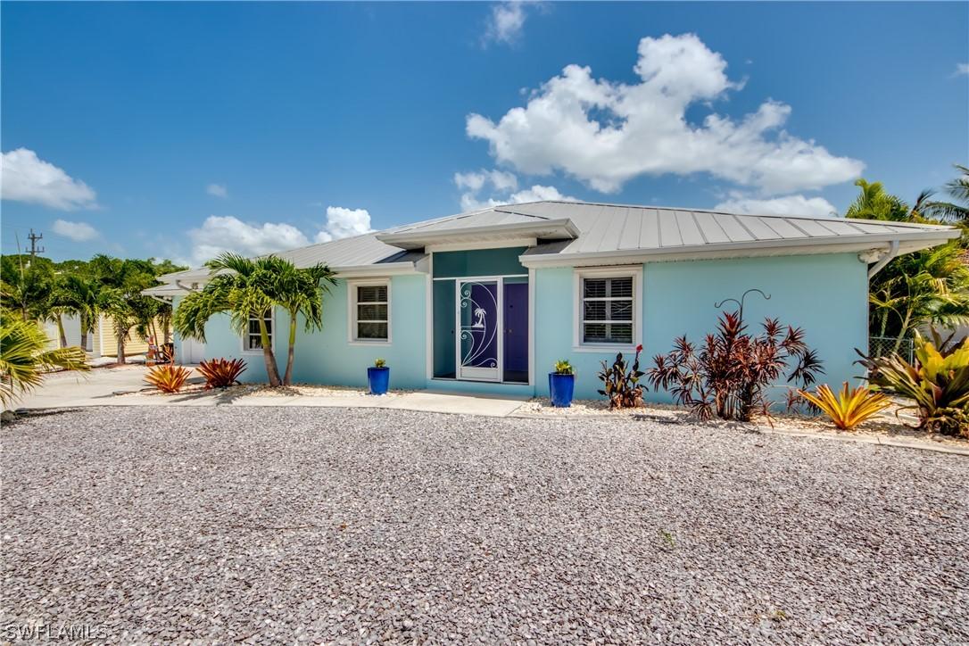 3778 Pinetree Dr., St. James City, FL 33956