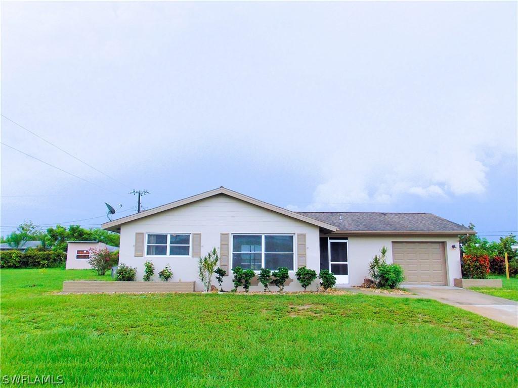 310 Hollywood St., Lehigh Acres, FL 33936