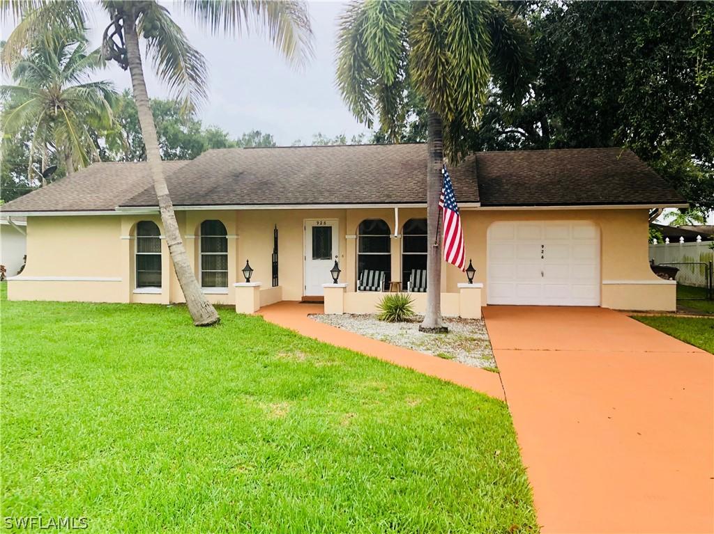 926 SW 6th Pl., Cape Coral, FL 33991
