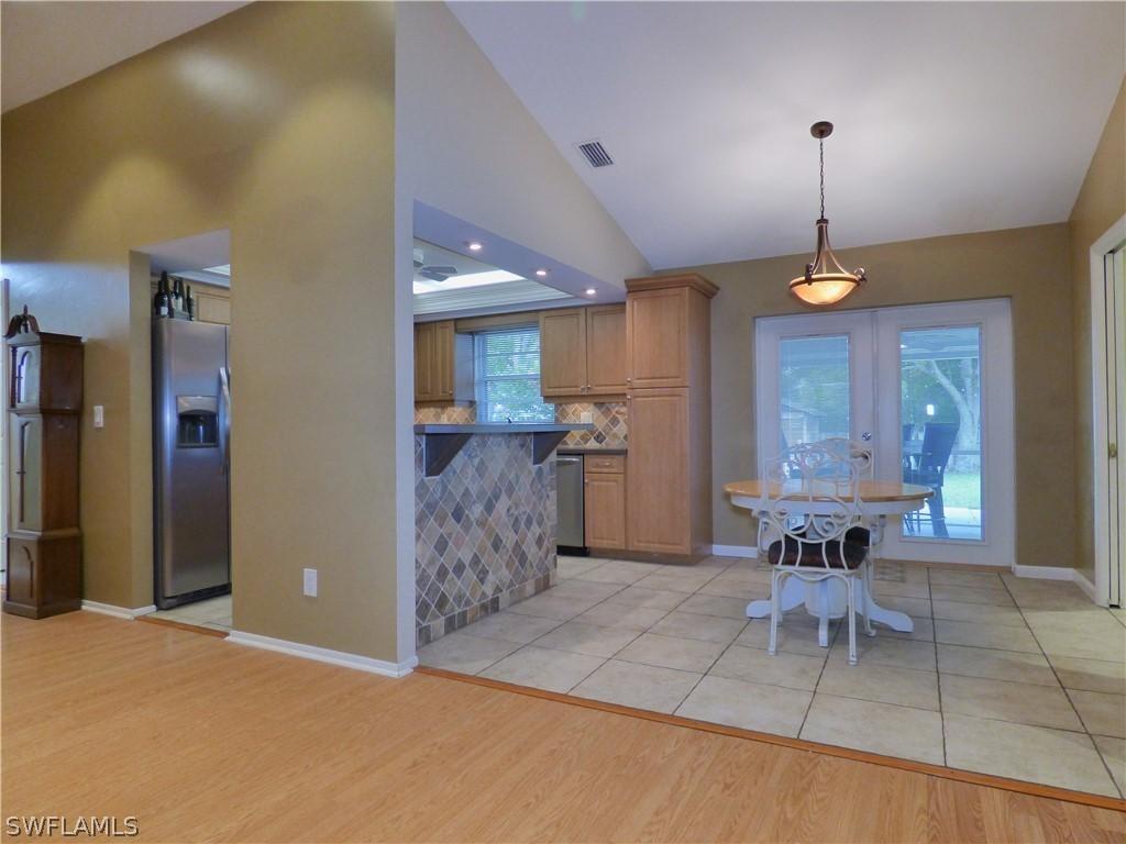 717 SE 10th Ave., Cape Coral, FL 33990