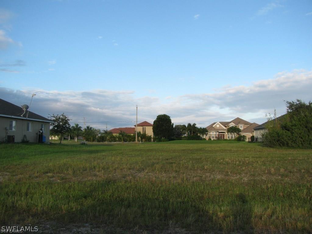 1310 NW 41st Pl., Cape Coral, FL 33993