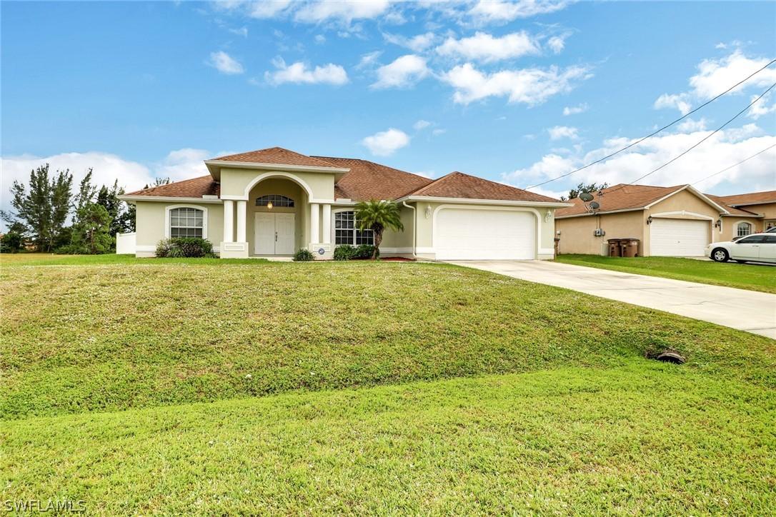 1836 NW 14th Ter., Cape Coral, FL 33993