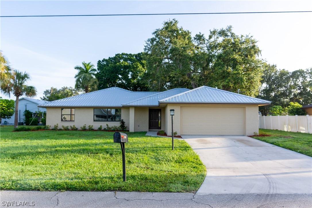 1203 E 3rd St., Lehigh Acres, FL 33936