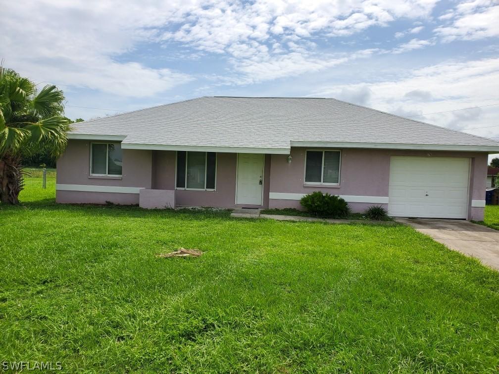 218 Jefferson Dr., Lehigh Acres, FL 33936