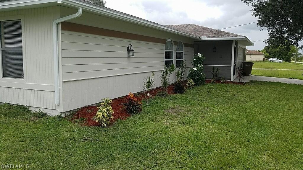 1817 NE 27th Ter., Cape Coral, FL 33909