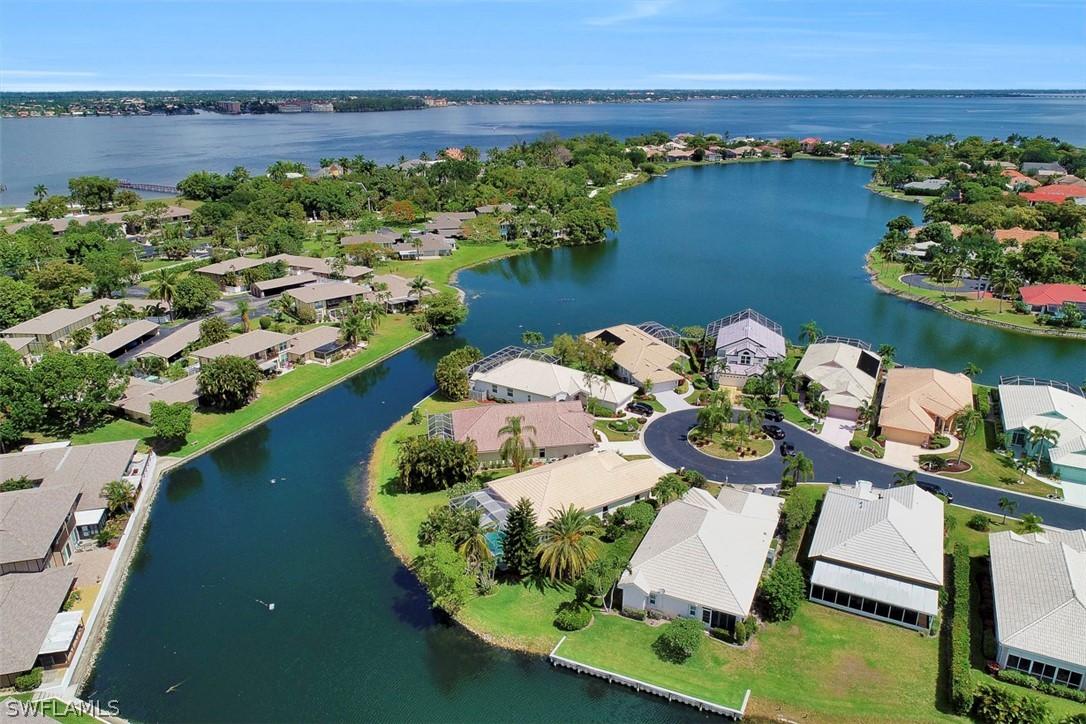 9851 Mainsail Ct., Fort Myers, FL 33919
