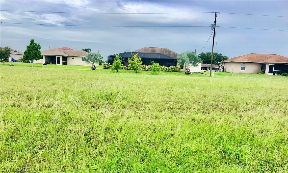 2824 NE 7th Ave., Cape Coral, FL 33909