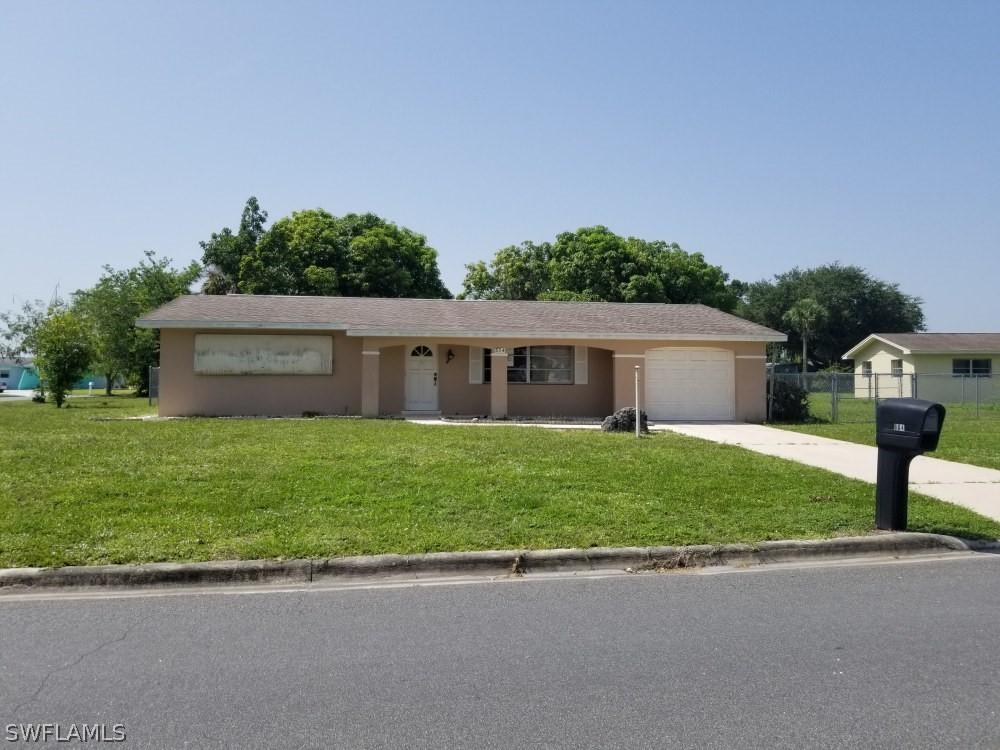 534 Pennview Ave., Lehigh Acres, FL 33936