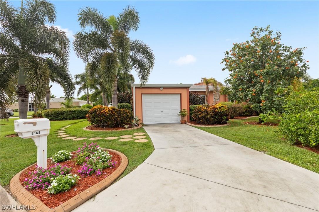 2168 Leisure Ln., Fort Myers, FL 33907