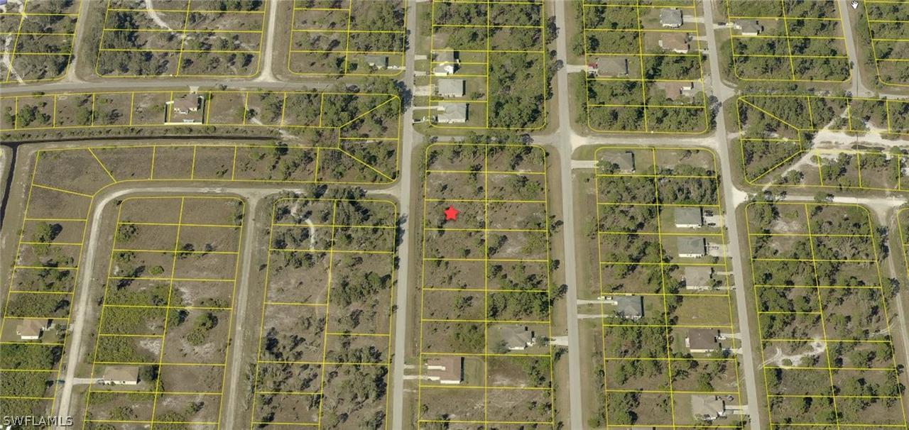 757/759 Bedford Dr., Lehigh Acres, FL 33974