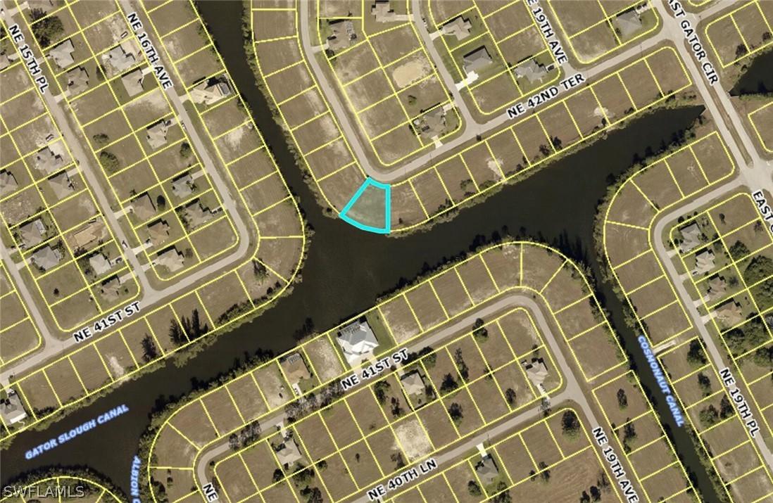 1702 NE 42nd Ter., Cape Coral, FL 33909