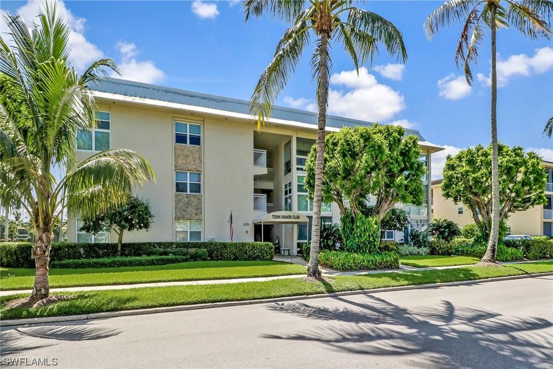 1021 3rd St. #310, Naples, FL 34102