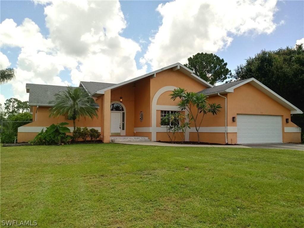 202 Hamilton Ave., Lehigh Acres, FL 33936