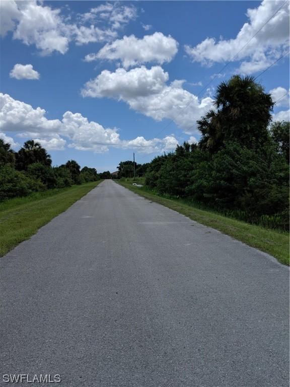 765 39th Ave., Naples, FL 34120