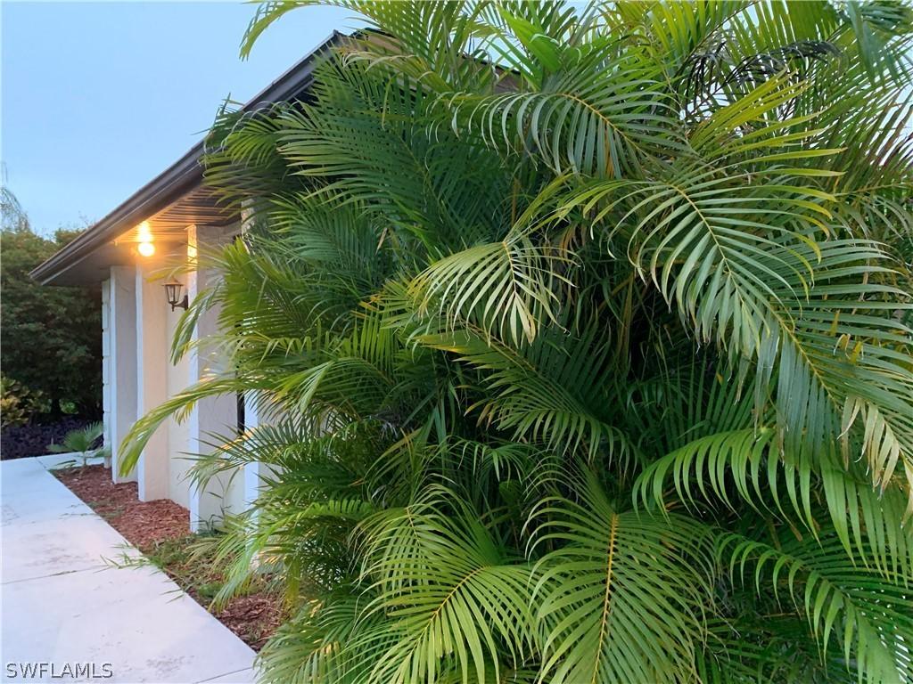 1618 SW 17th Ter., Cape Coral, FL 33991