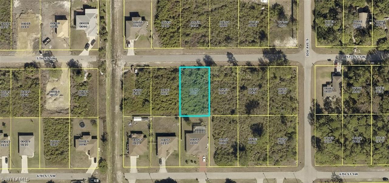 2907 5th St., Lehigh Acres, FL 33976