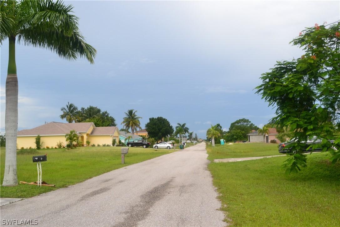 2713 NW 4th Ter., Cape Coral, FL 33993