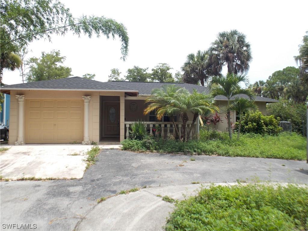 4411 15th Ave., Naples, FL 34116