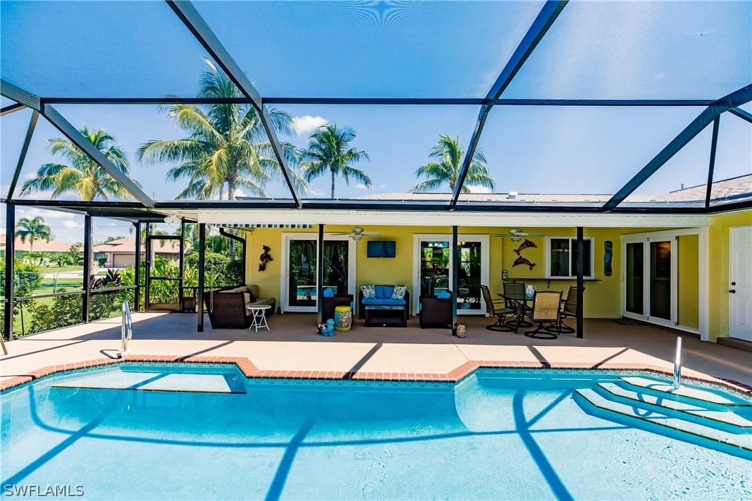 414 SE 23rd Ter., Cape Coral, FL 33990