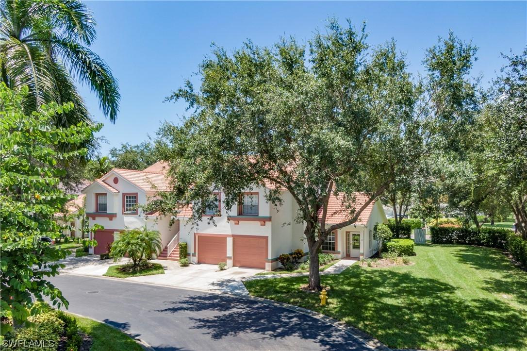 685 Windsor Sq. #102, Naples, FL 34104