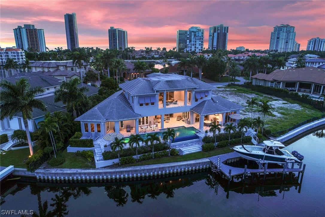 310 Devils Bight, Naples, FL 34103