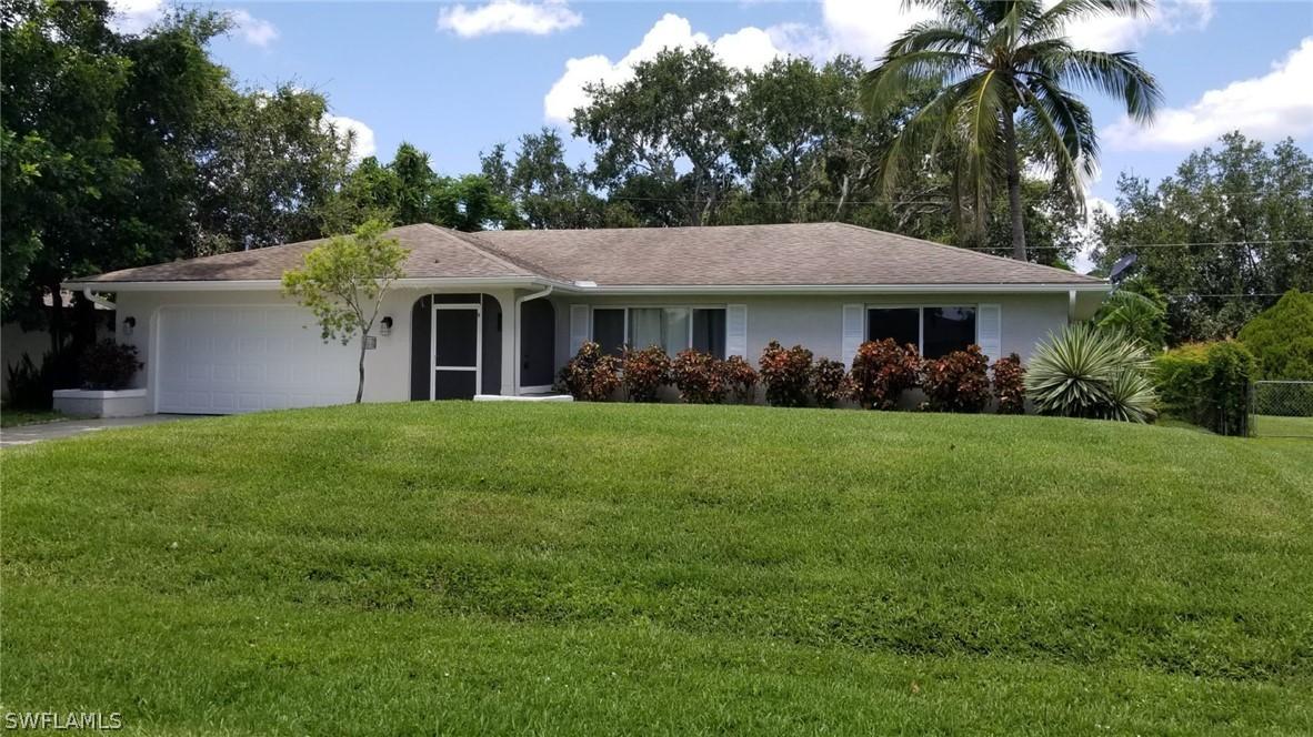 930 SW 6th Pl., Cape Coral, FL 33991