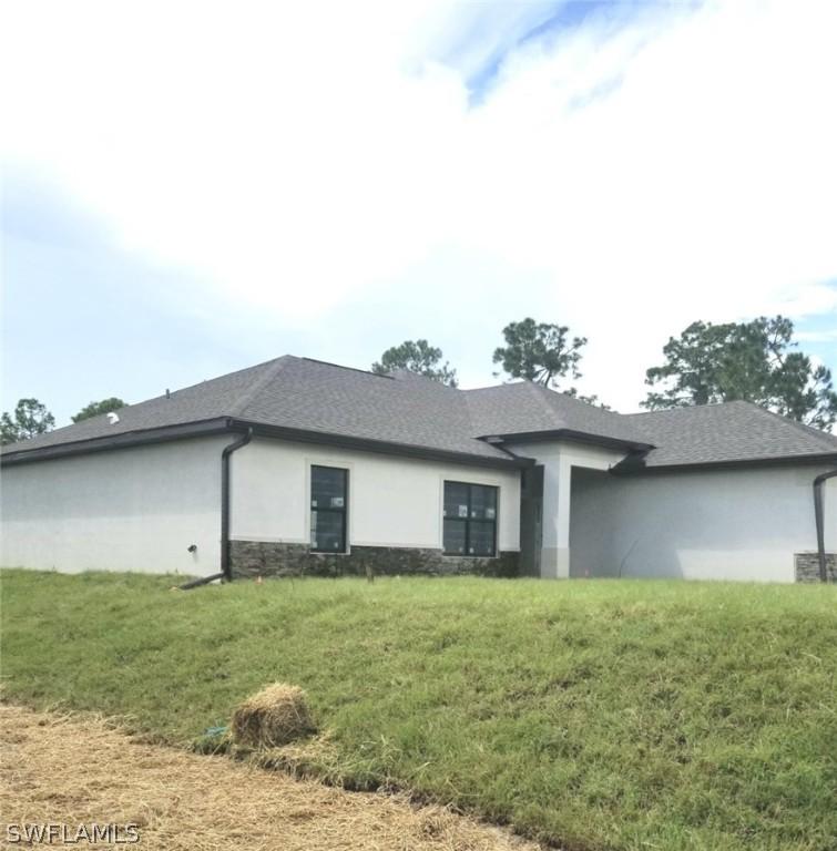 2917 Connie Ave., Lehigh Acres, FL 33971