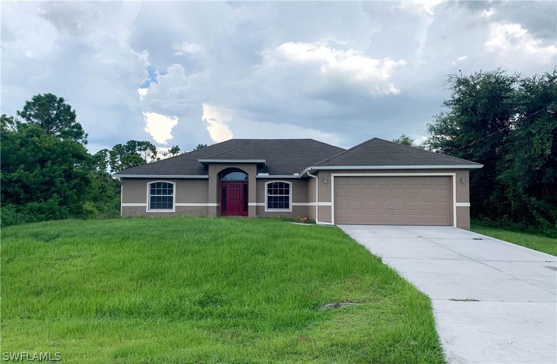 1032 Carroll St., Lehigh Acres, FL 33974