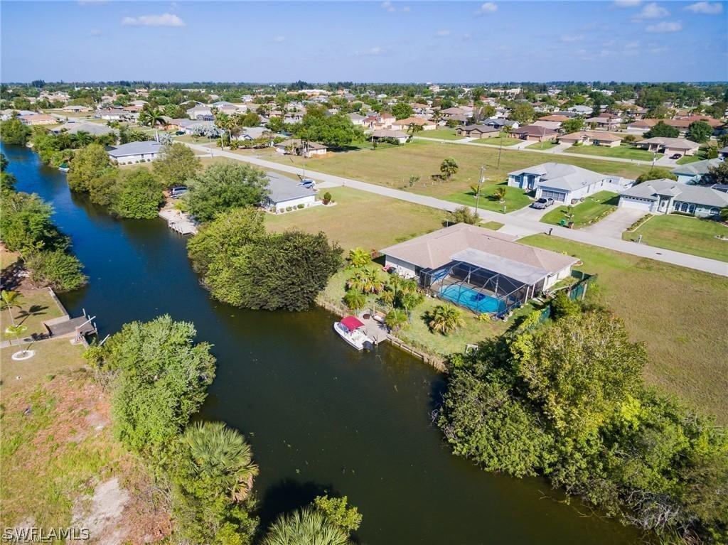 630 SE 1st Ter., Cape Coral, FL 33990