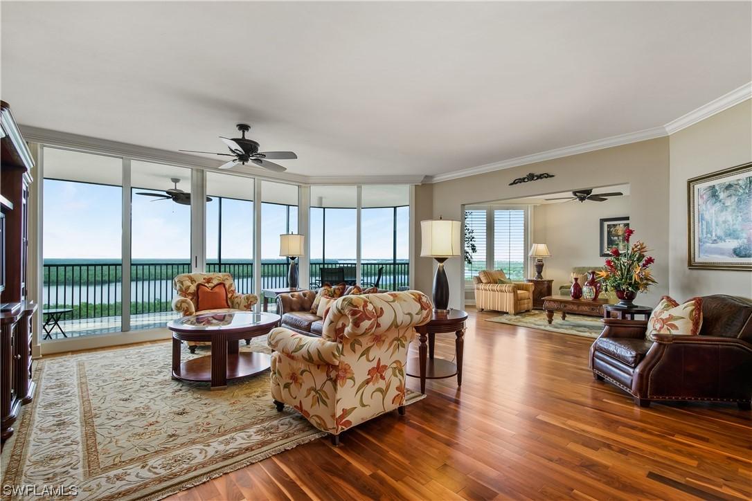 1050 Borghese Ln. #906, Naples, FL 34114