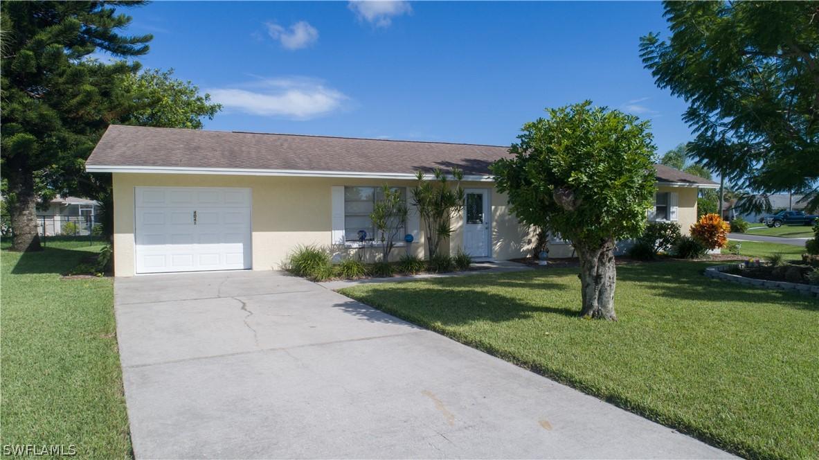 4041 Country Club Blvd., Cape Coral, FL 33904