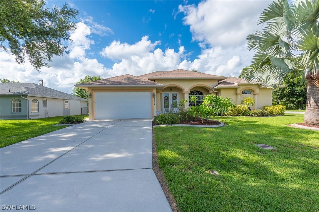 23294 Kim Ave., Port Charlotte, FL 33954