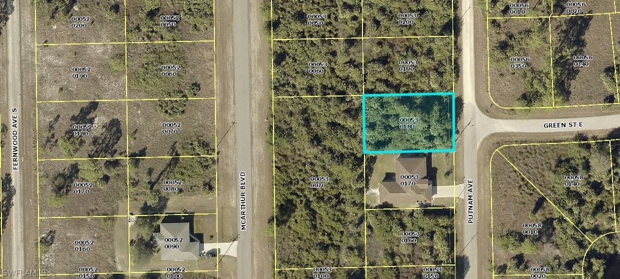 418 Putnam Ave., Lehigh Acres, FL 33974