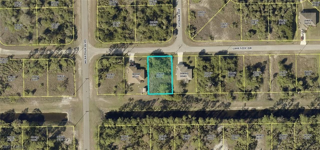 920 Lakeside Dr., Lehigh Acres, FL 33974