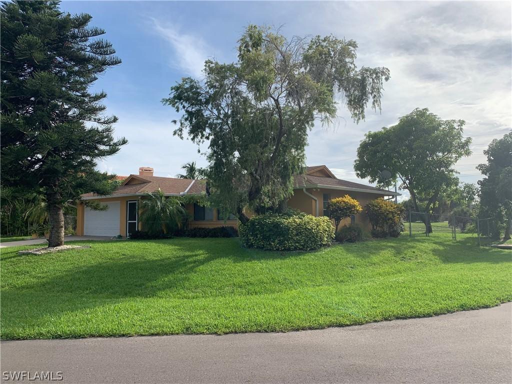 3316 SE 16th Pl., Cape Coral, FL 33904