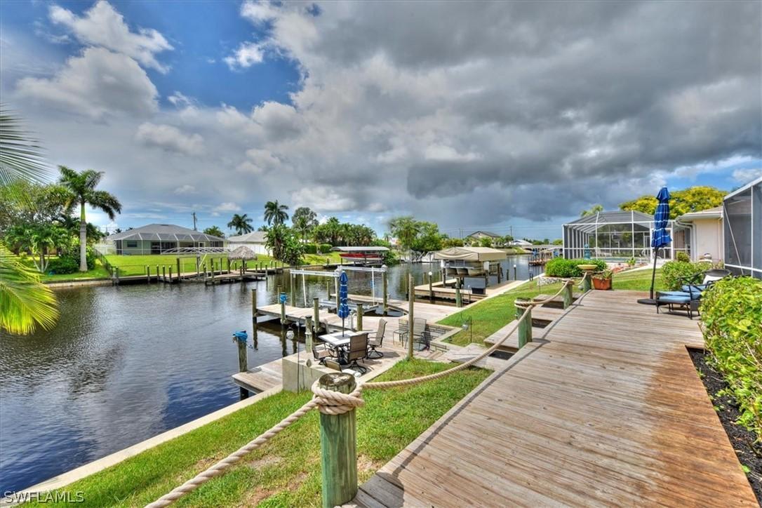 1632 SE 12th Ter., Cape Coral, FL 33990