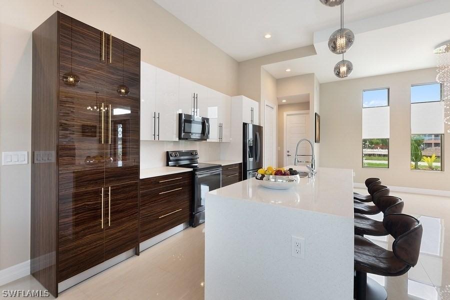 3228 SW 8th Ct., Cape Coral, FL 33914