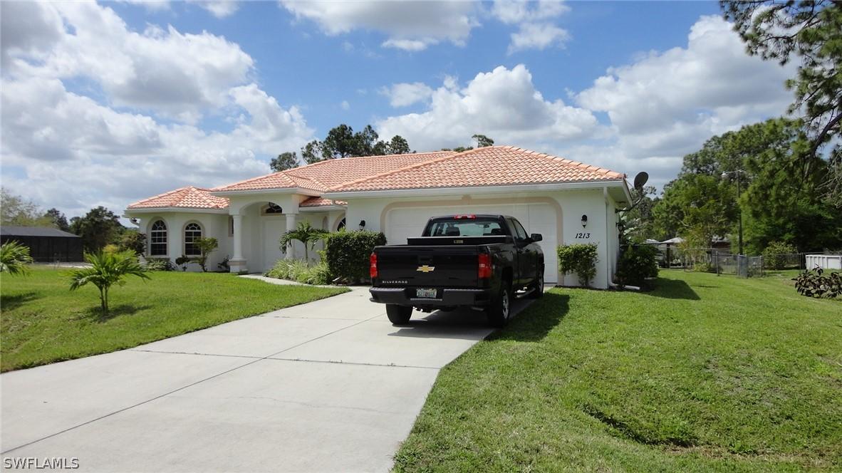 1213 Scott Ave., Lehigh Acres, FL 33972