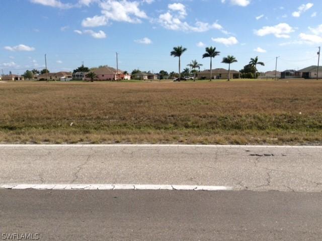 614 Diplomat Pkwy., Cape Coral, FL 33909