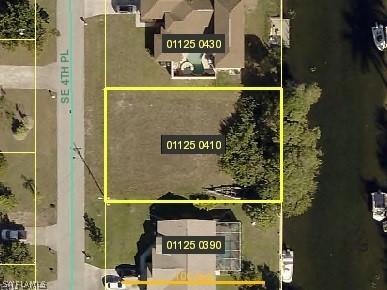 209 SE 4th Pl., Cape Coral, FL 33990