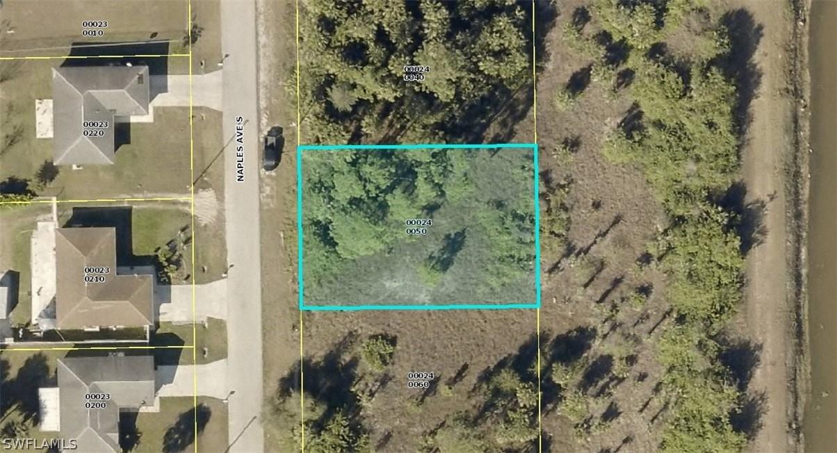 511 Naples Ave., Lehigh Acres, FL 33974