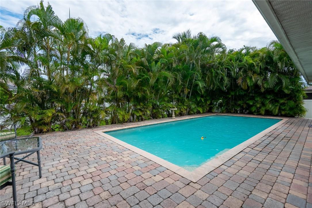 1805 SW 26th Ter., Cape Coral, FL 33914