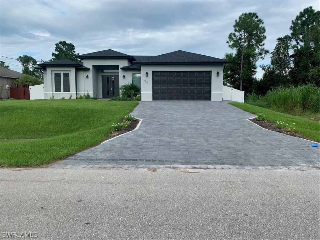 1030 Alaska Ave., Lehigh Acres, FL 33971